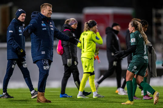 John Arne Riise, head coach of Avaldsnes, and Ingrid Lovise