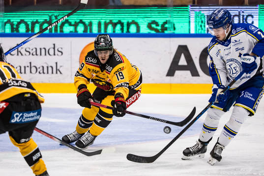 Luleå Hockeys Einar Emanuelsson och Leksands IFs Marcus