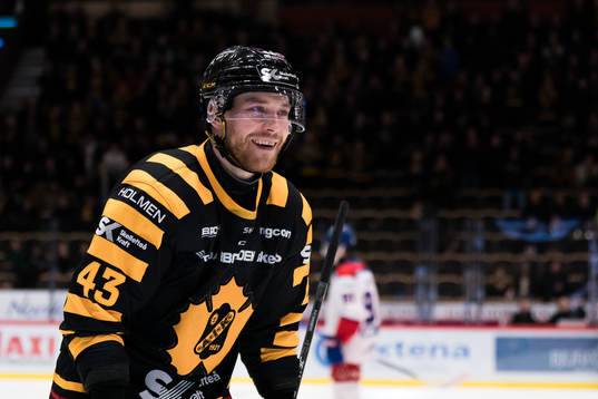 Skellefteås Filip Sandberg jublar