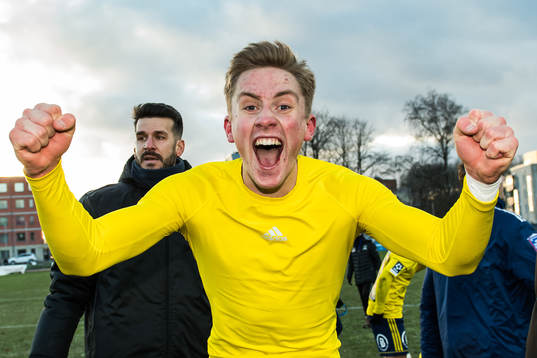 Ängelholms Karl Gunnarsson jublar