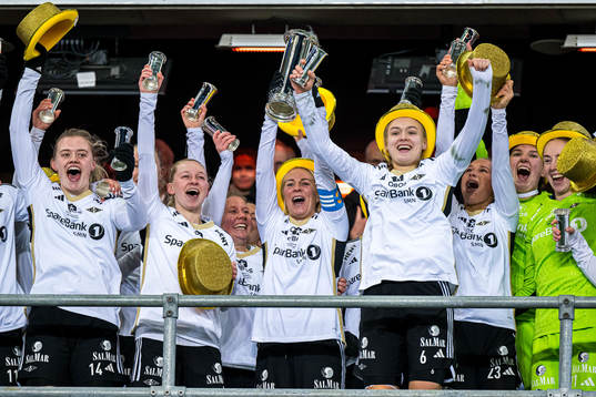 Mathilde Harviken, Emilie Marie Joramo, Mali Lilleås Næss and Elin Åhgren Sørum of Rosenborg celebrates with the trophy
