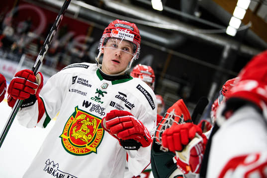 Moras Filip Björkman jublar