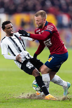 Nordic Uniteds Kgotso Masangane och Örgrytes Nicklas Bärkroth