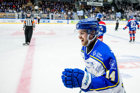 Leksands Oskar Lang jublar
