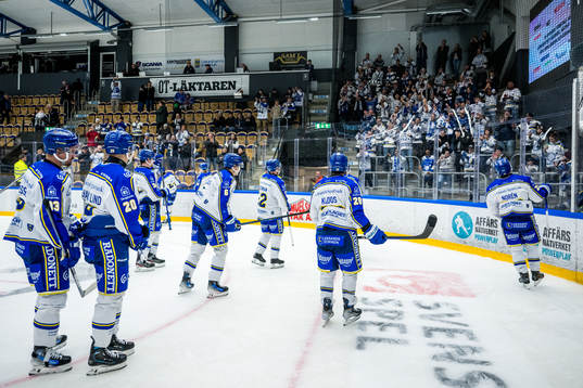 Leksands spelare jublar