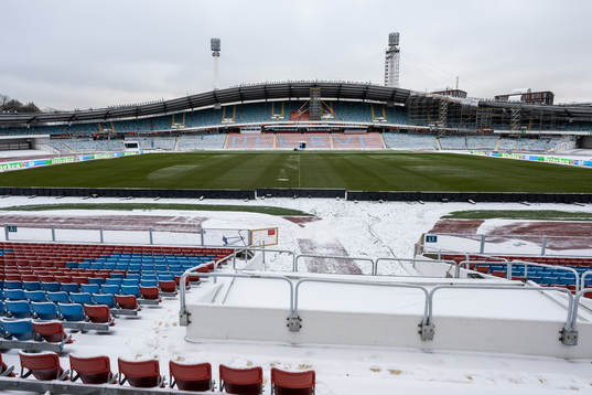 Snow around the pitch at Ullevi stadium