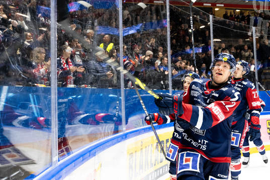 Linköpings Vilmos Gallo jublar