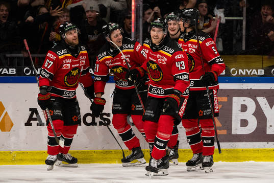 Luleås Oscar Eklind jublar