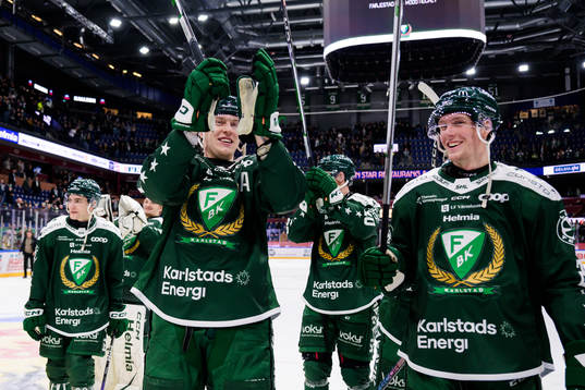 Färjestads Victor Ejdsell och Mattias Göransson jublar