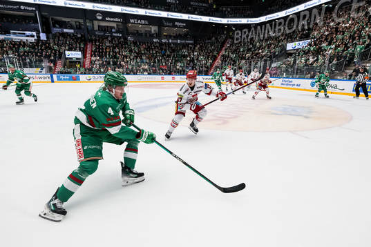 Rögles Johannes Johannesen och MoDos Riley Woods