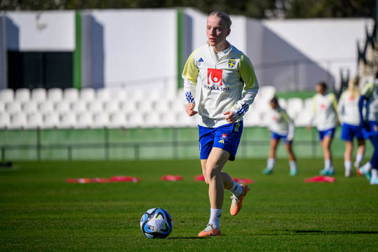 Anna Sandberg of Sweden of the women's national football team of Sweden at a training session