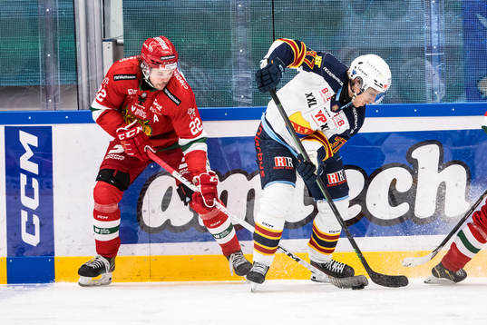 Mora IKs Måns Carlsson och Djurgårdens IFs John Norman