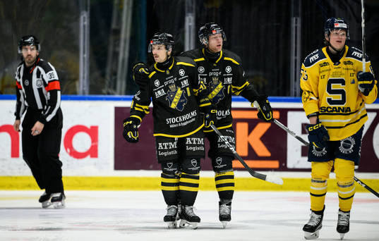 AIKs Gerry Fitzgerald och Richard Gynge jublar