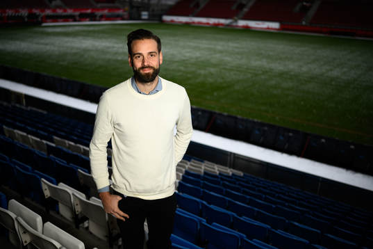 Mikael Dahlberg, sportsligt ansvarig i Helsingborg poserar för ett porträtt den 6 december 2023 i Helsingborg. 