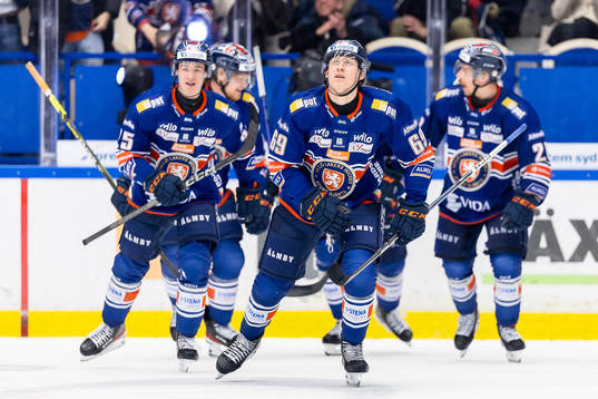 Växjös Jakub Stancl jublar