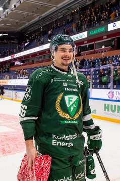 Färjestads David Tomasek jublar