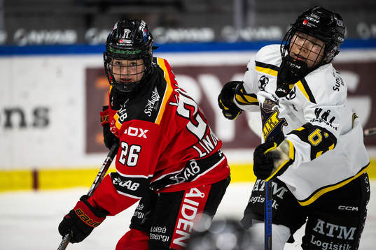 Luleås Sara Lindqvist och AIKs Mei Miura