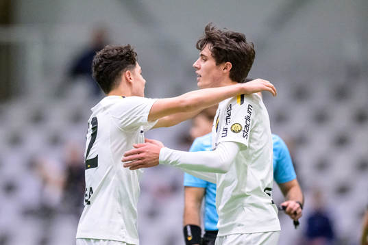 AIKs Linus Järeteg jublar efter 0-3