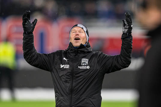 Amund Skiri, head coach of Kristiansund, celebrates