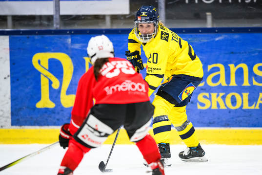 Sveriges Celine Tedenby