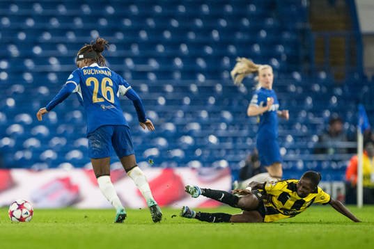 Kadeisha Buchanan of Chelsea and Aisha Masaka of Häcken