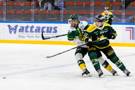 Björklövens Jesper Lindgren och Östersunds Viktor