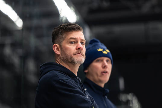 Team Doctor Ryan Allenby of the Swedish under-20 national