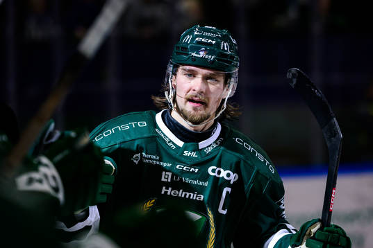 Färjestads Linus Johansson jublar