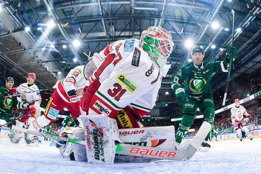 Färjestads Joel Kellman jublar