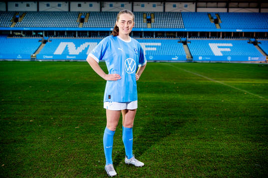 Malmö FF presenterar Matilda Kristell som ny spelare.