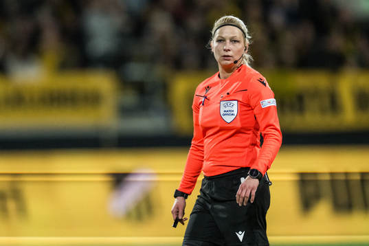 Referee Ewa Augustyn