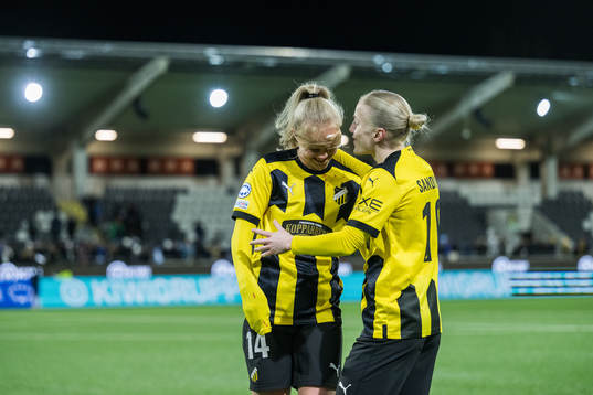 Molly Johansson and Anna Sandberg of Häcken