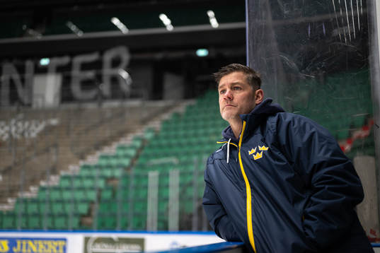 Team Doctor Ryan Allenby of the Swedish under-20 national