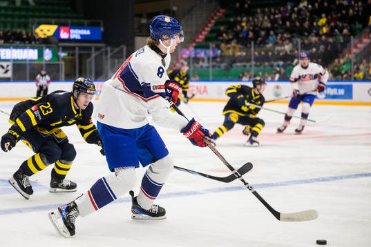 Jonathan Lekkerimäki of Sweden and Sam Rinzel of USA