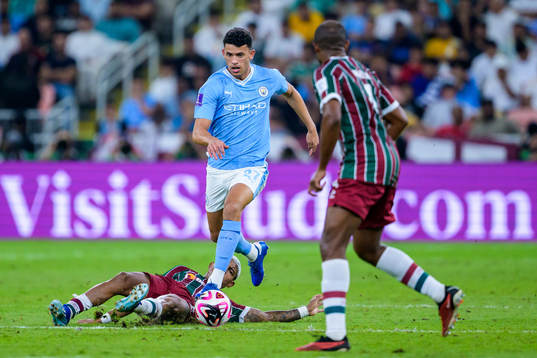 John Kennedy of Fluminense and Matheus Nunes of Manchester City