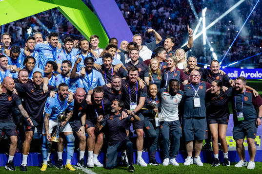 Players of Manchester City celebrate