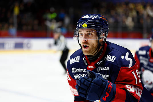 Linköpings Patrick Russell jublar