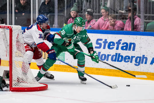 Oskarshamns Oscar Engsund och Rögles Rodrigo Abols