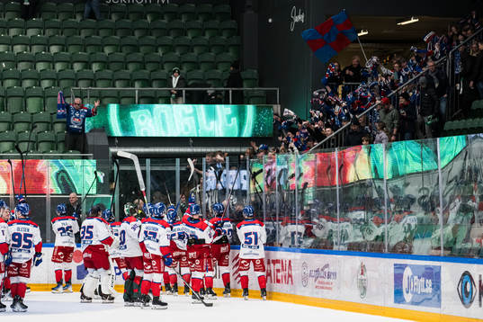 Oskarshamns spelarna jublar