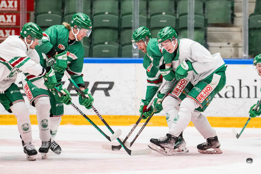Rodrigo Abols, Linus Sandin och Simon Zether