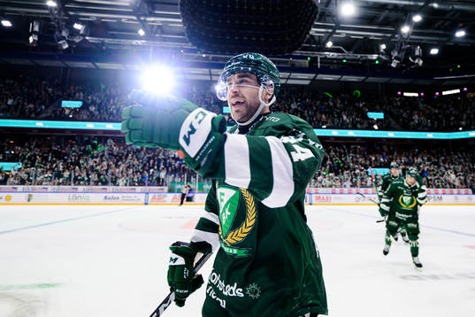 Färjestads Jonathan Andersson jublar