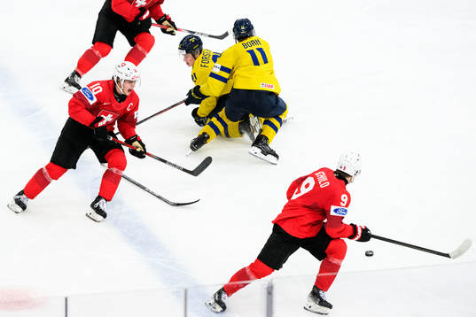 Zeb Forsfjäll and Isac Born of Sweden