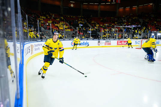 Noah Östlund of Sweden