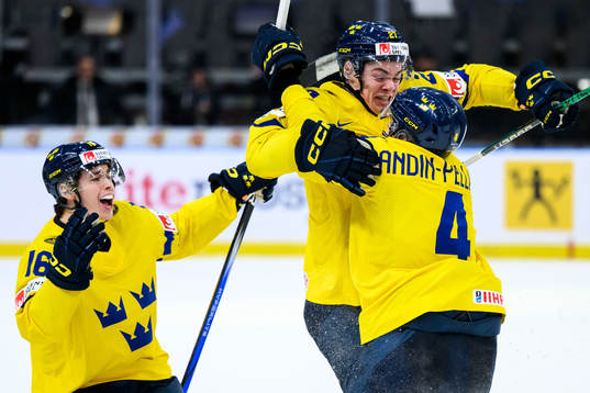 Axel Sandin-Pellikka of Sweden (r) celebrates with Oskar