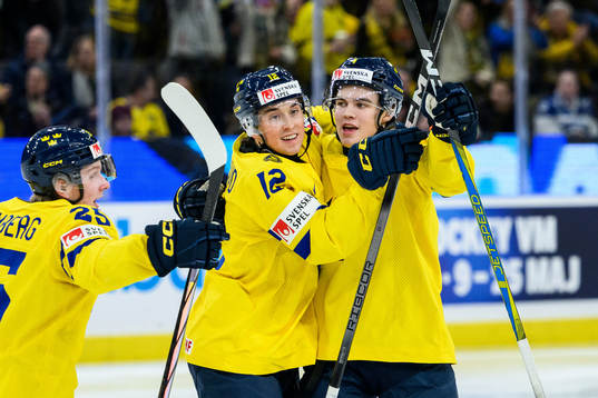 Axel Sandin-Pellikka, Otto Stenberg and Noah Östlund  of