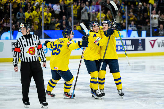 Axel Sandin-Pellikka, Otto Stenberg and Noah Östlund  of