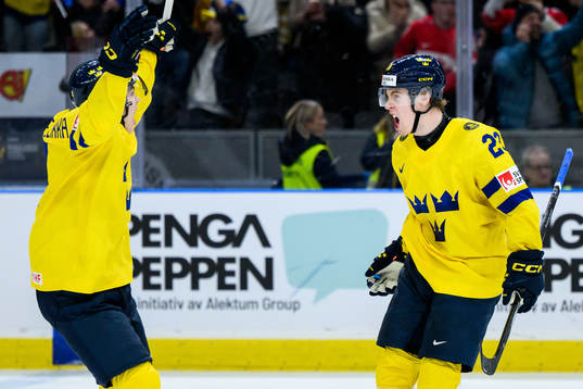Jonathan Lekkerimäki and Axel Sandin-Pellikka of Sweden