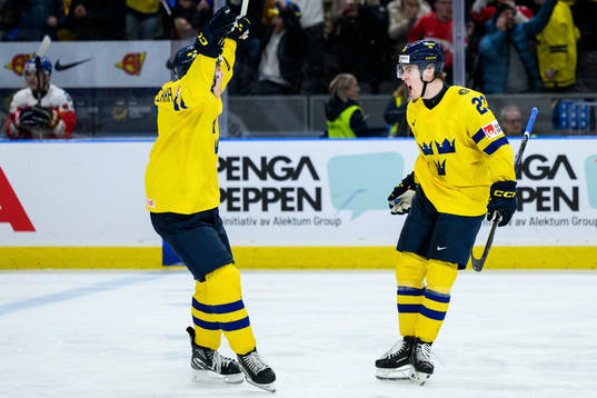 Jonathan Lekkerimäki and Axel Sandin-Pellikka of Sweden