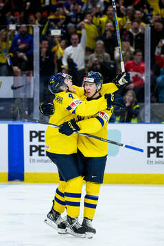 Jonathan Lekkerimäki and Axel Sandin-Pellikka of Sweden