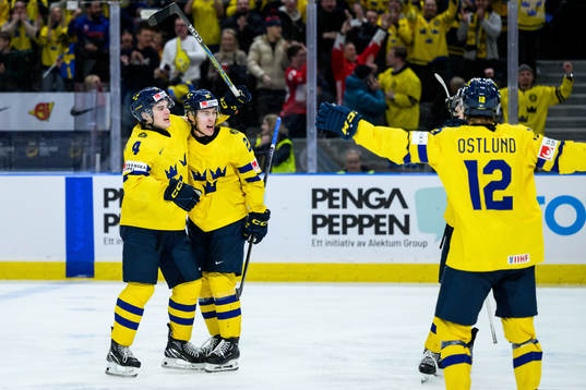 Jonathan Lekkerimäki and Axel Sandin-Pellikka of Sweden